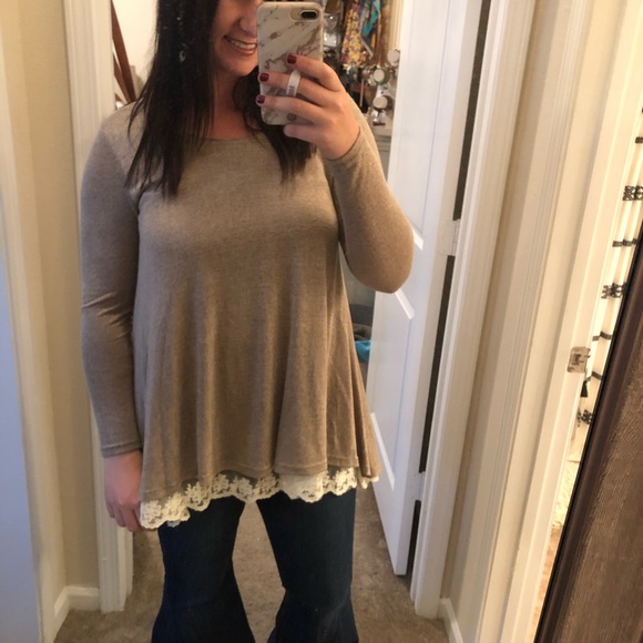 Tops - Brown and lace shirt